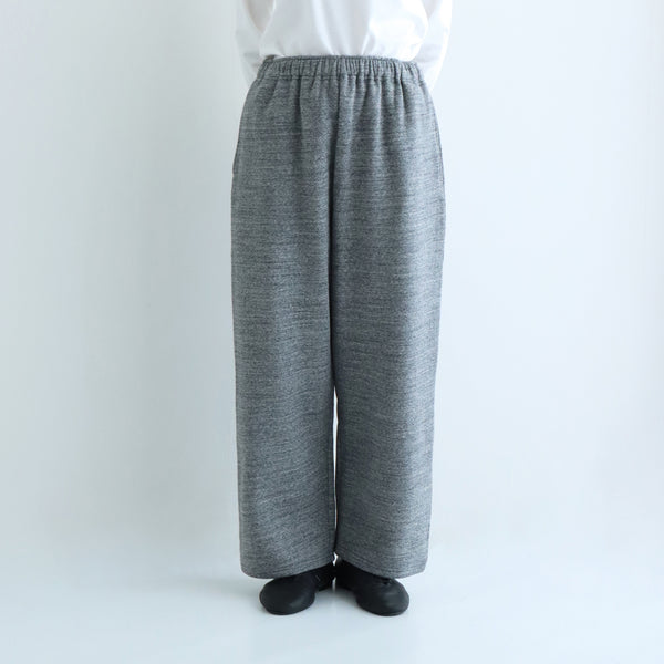ケレストレートパンツ
