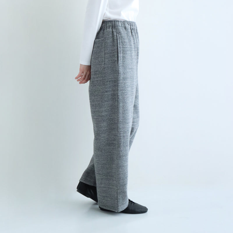ケレストレートパンツ