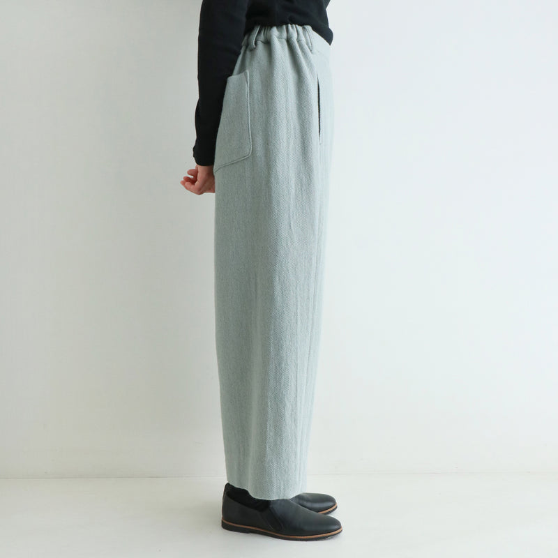 プラハパンツ