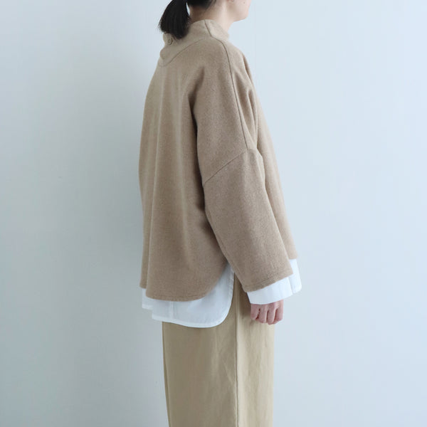 ローナプルオーバー