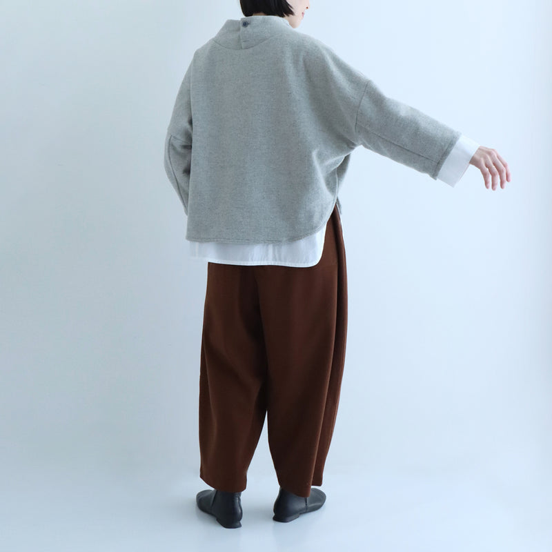ローナプルオーバー