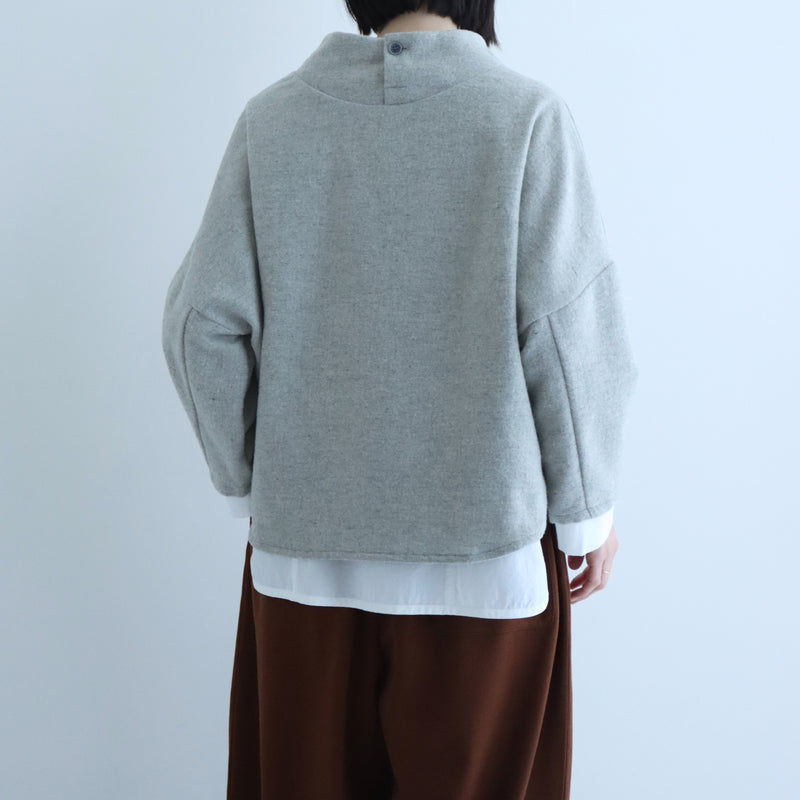 ローナプルオーバー