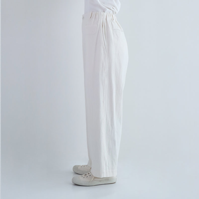 ロンヌチノパンツ