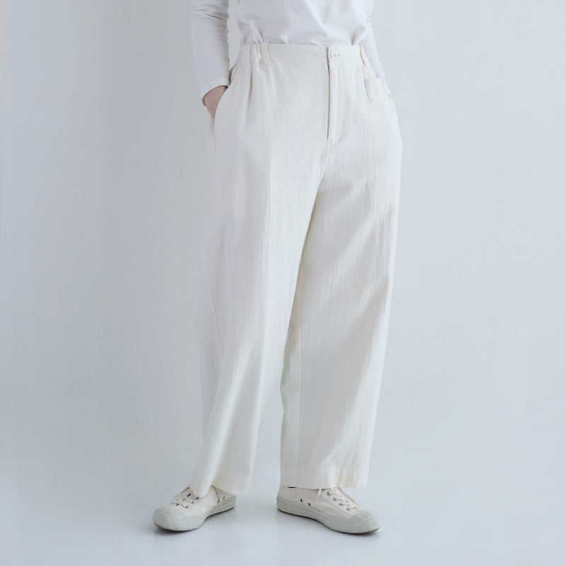 ロンヌチノパンツ