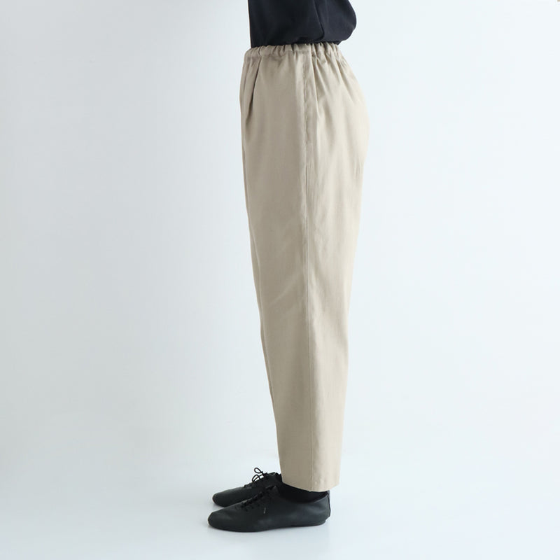 ルイクテーパードパンツ