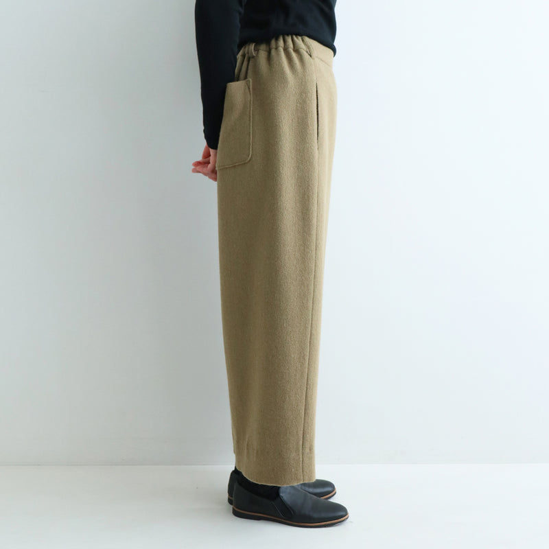 プラハパンツ