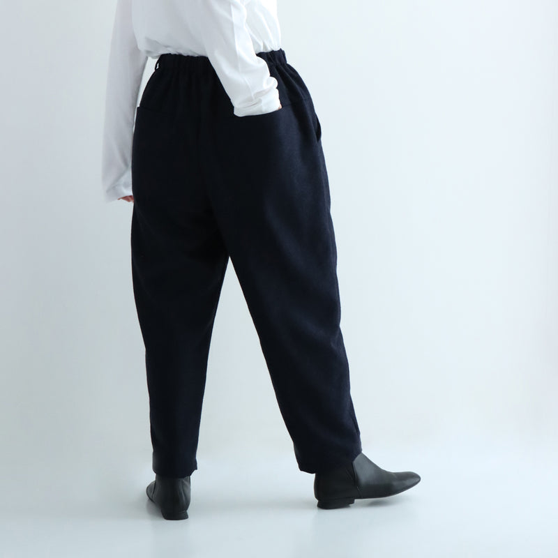 プラトテーパードパンツ