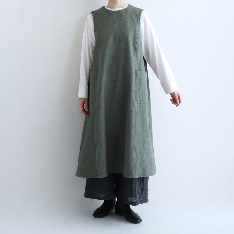 グーネルノースリーブワンピース