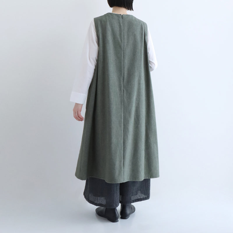 グーネルノースリーブワンピース