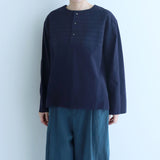 ヘルムブラウス