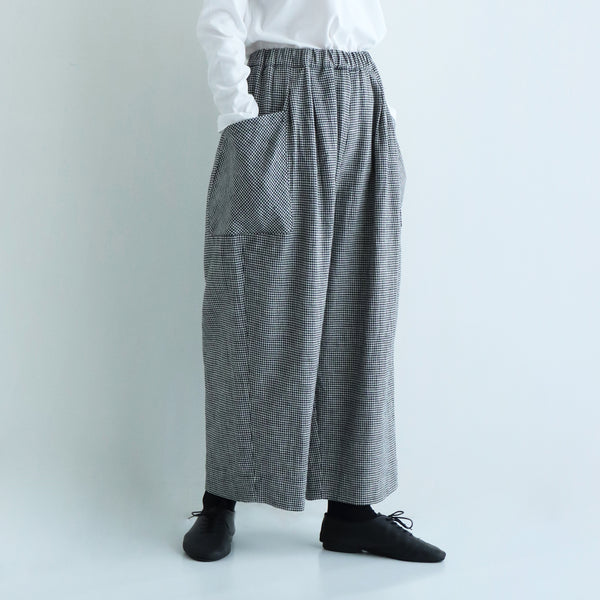ベルチェパンツ
